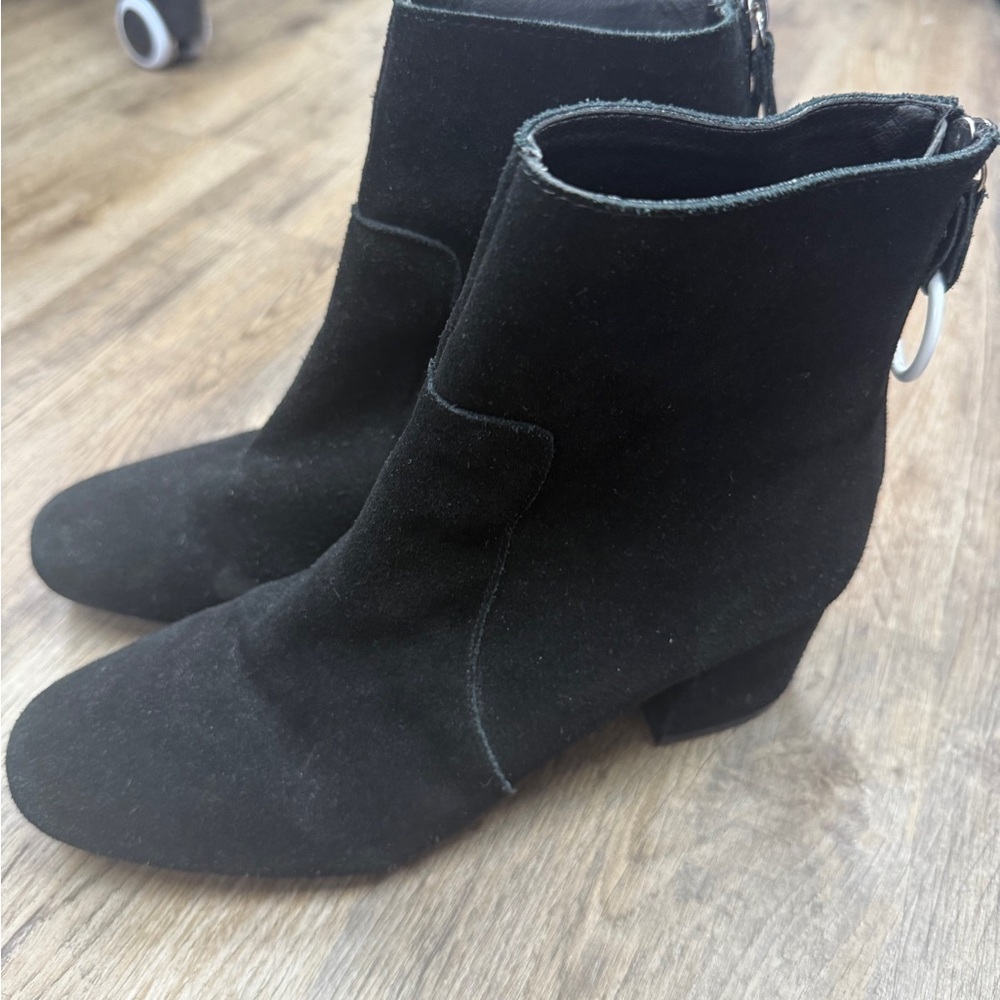 Urban Outfitters Black Suede Women's Boots Size 9 - Picture 2 of 5